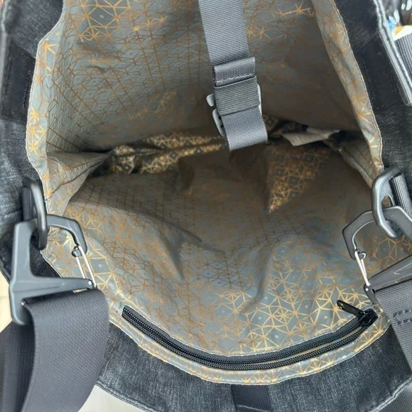 Mantisyoga The Balance Tote Yoga Bag - Picture 10 of 12